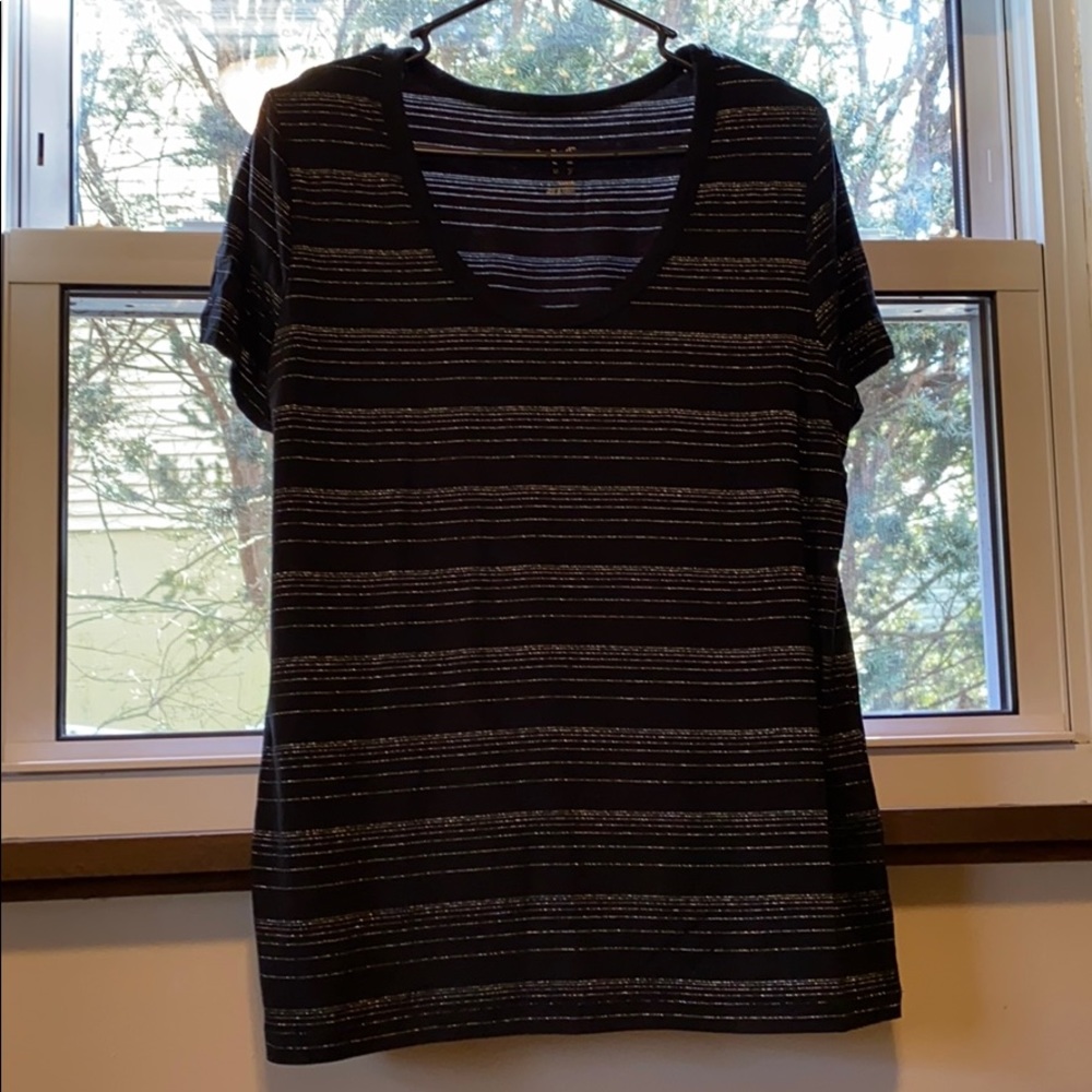NWOT Black/Silver Shimmer Stripe Tee